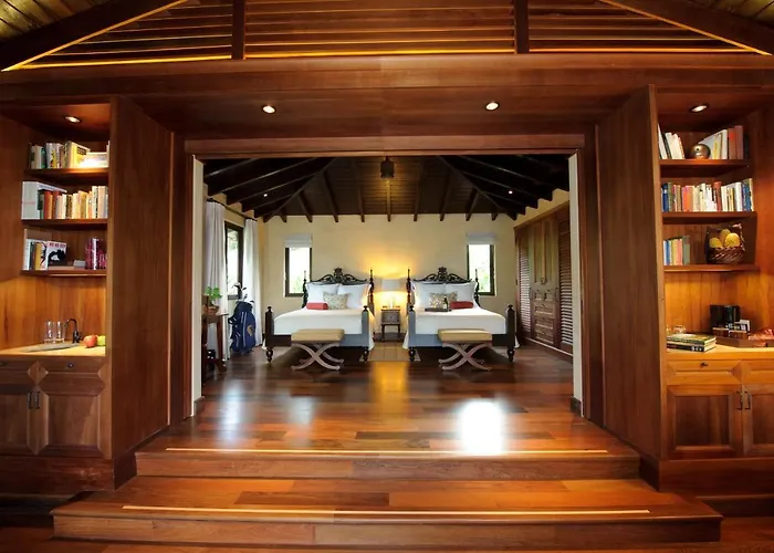 Royal Isabela